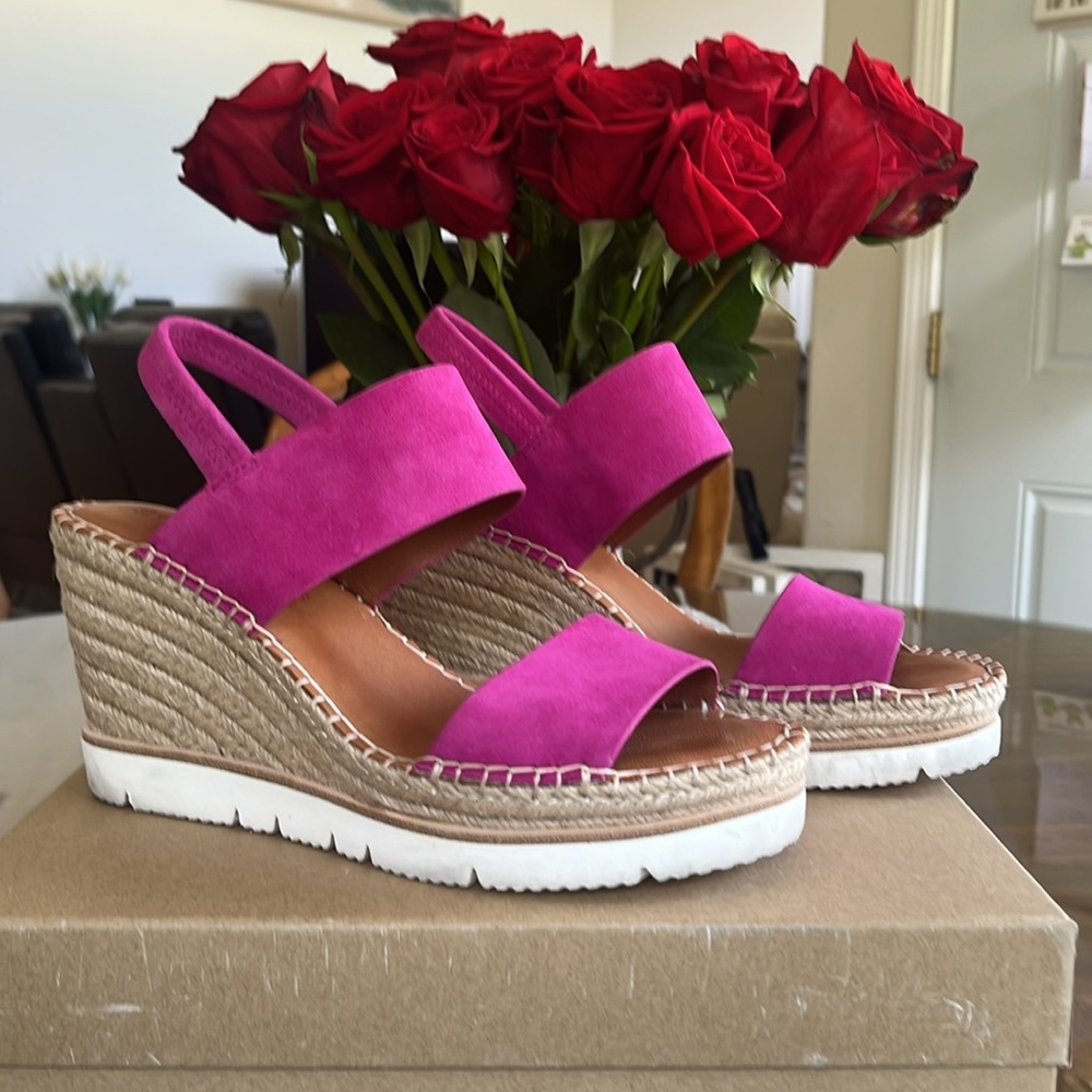 Gentle Souls Ellyssa two band Pink Wedge Espadrilles with Suede Straps, 8.5